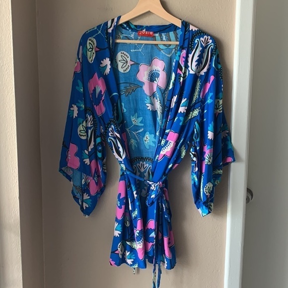 JOSIE NATORI Floral Kabuki Sleeve Coverup Robe - Picture 2 of 9